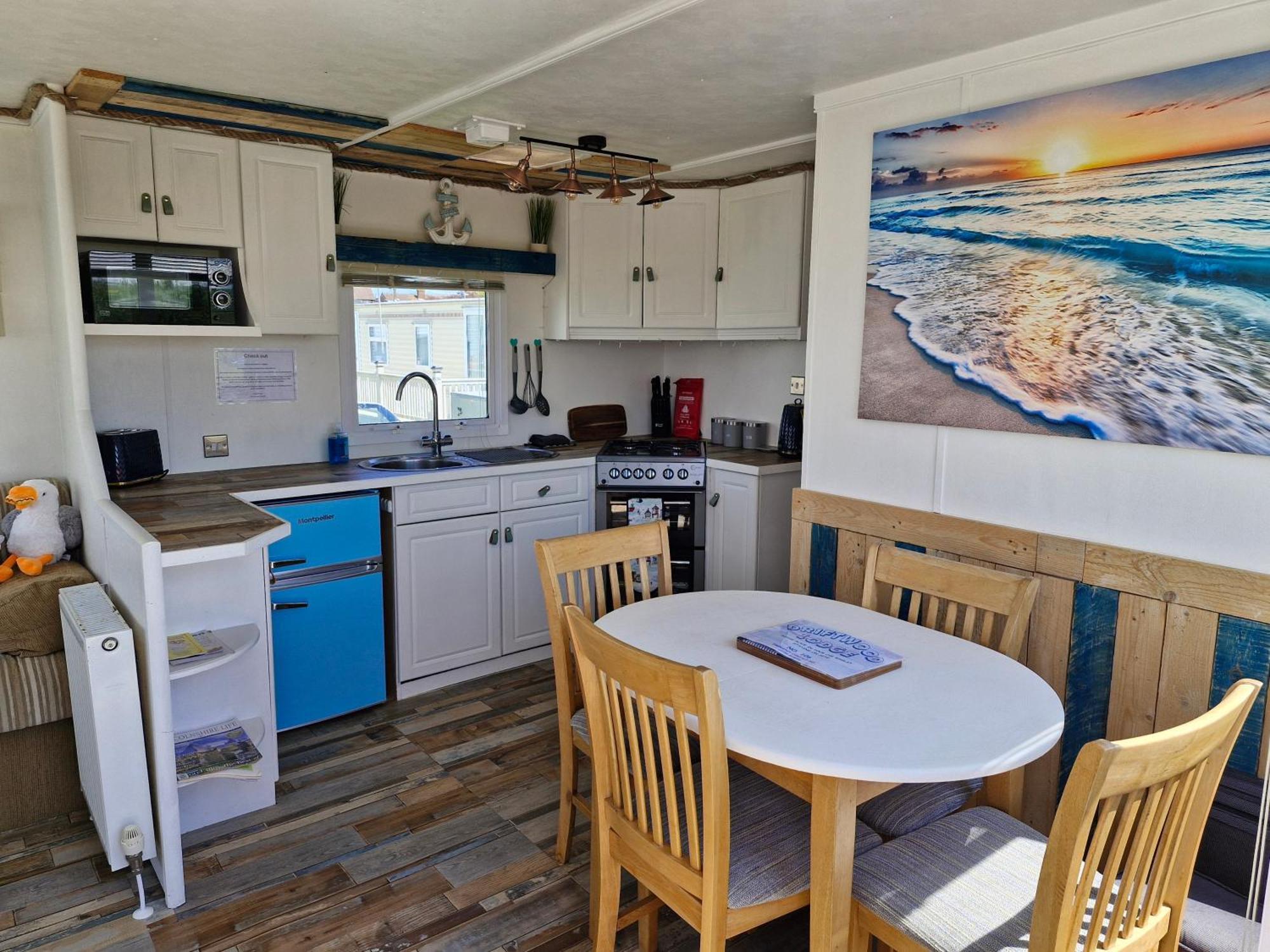 Driftwood Cabin - Dog Friendly Anderby Creek Экстерьер фото